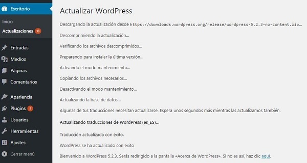 Imagen que muestra el progreso de la instalación de la actualización de WordPress.